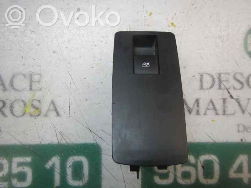 Interruptor del elevalunas eléctrico   13301886
