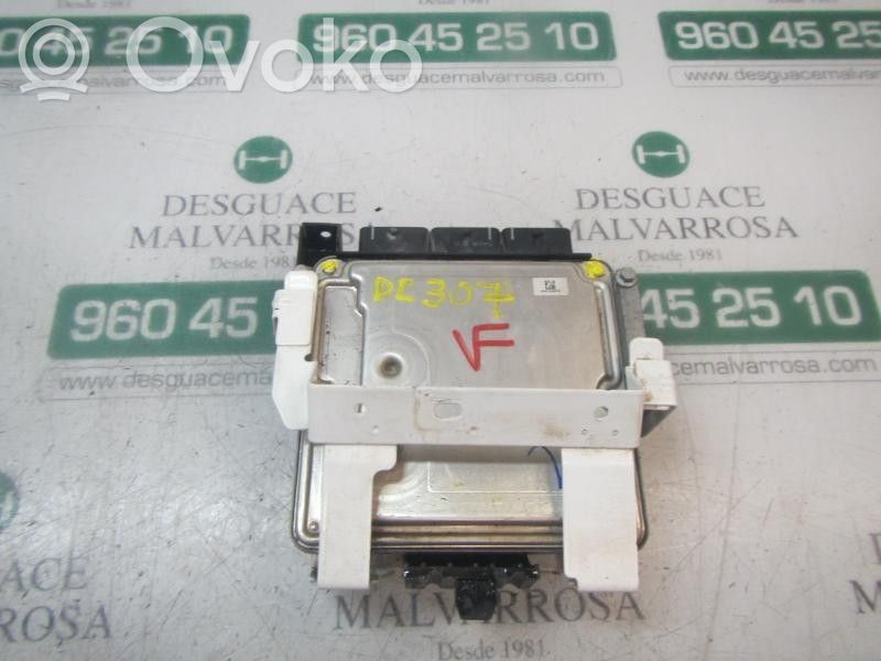 Engine control unit/module   LR012694