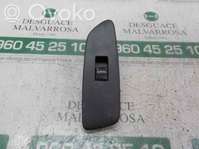 Przyciski szyb   848100D030