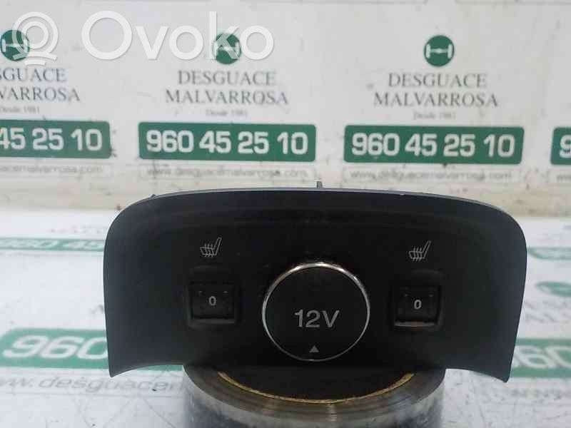 Ford Focus Multifunctional control switch/knob 