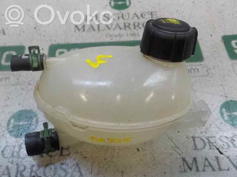 Vase d'expansion de carburant
