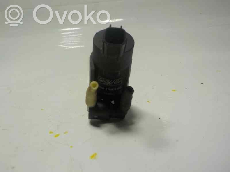 Windscreen/windshield washer pump   1791581,BV6117K624BB