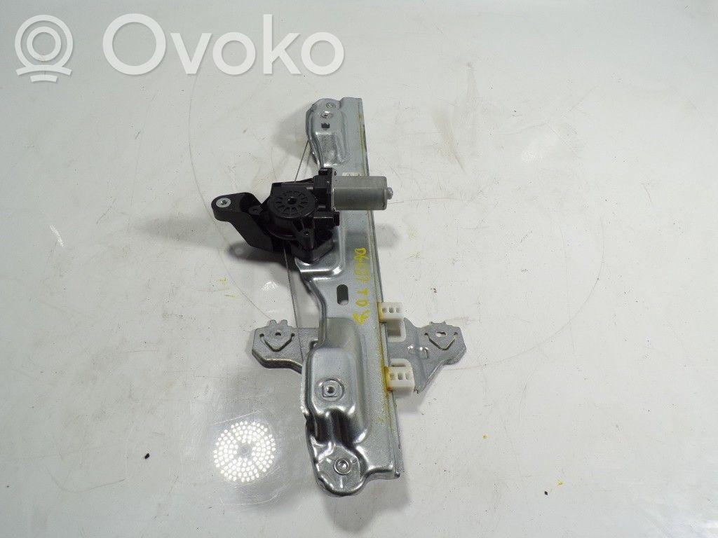Nissan Qashqai Macara geam ușă spate cu motor 
