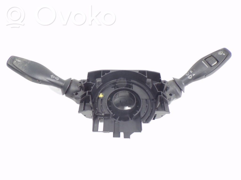 Commodo de clignotant   1682336,8A6T13335BC