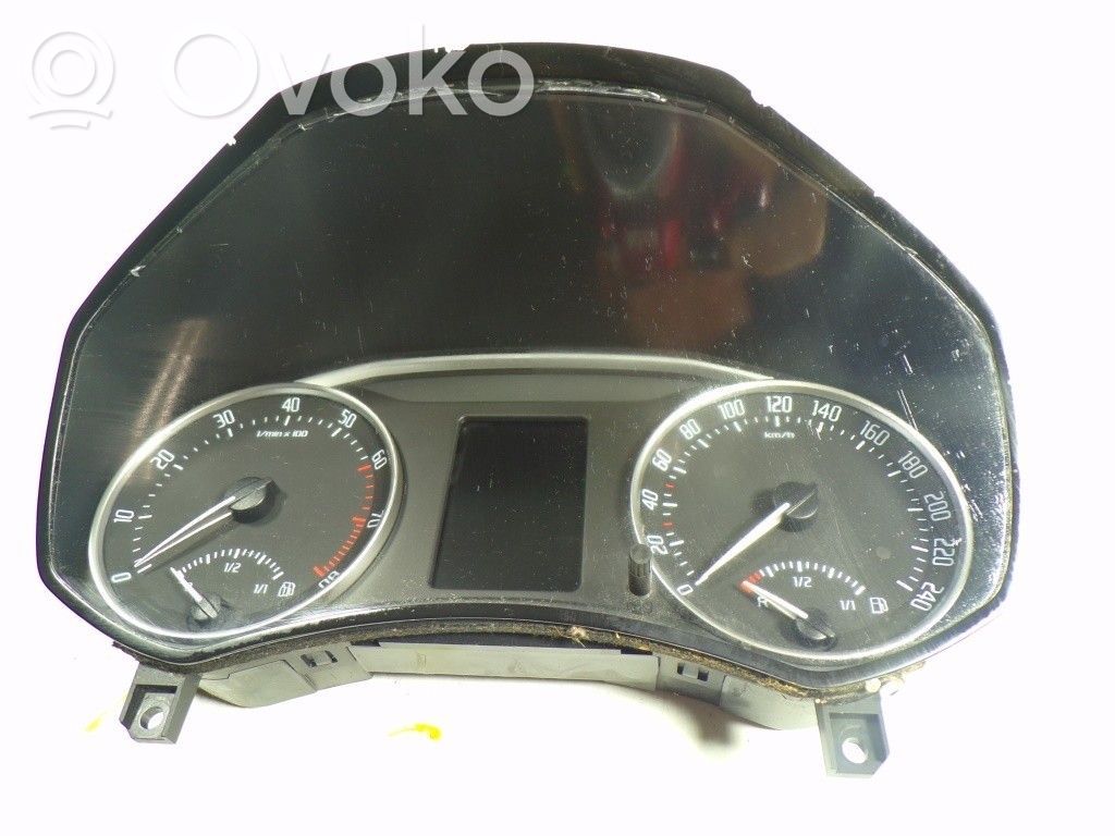 Skoda Octavia Mk2 (1Z) Licznik / Prędkościomierz 
