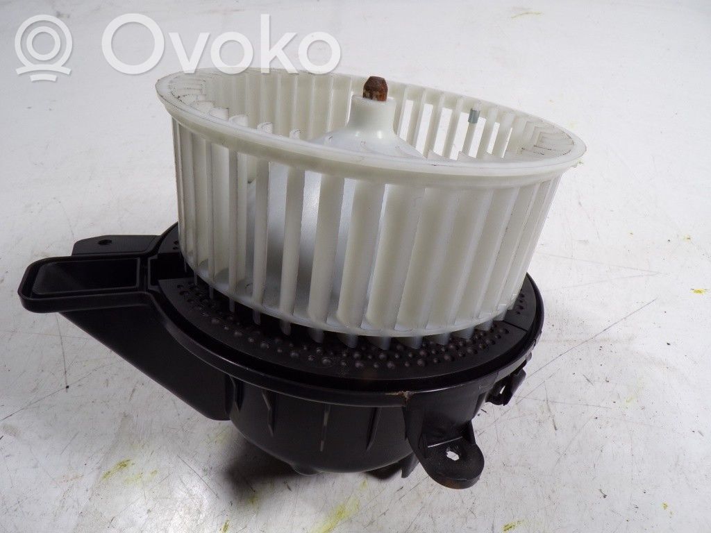 Volkswagen Polo VI Ventola riscaldamento/ventilatore abitacolo