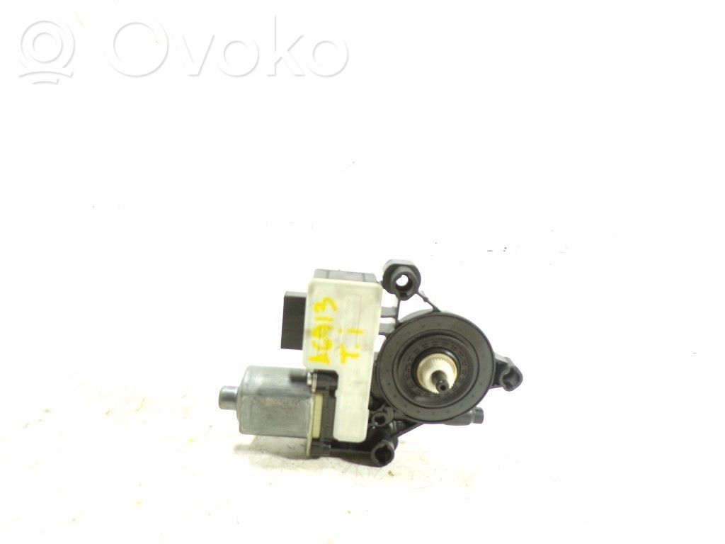Seat Leon (5F) Elektryczny podnośnik szyby drzwi tylnych 