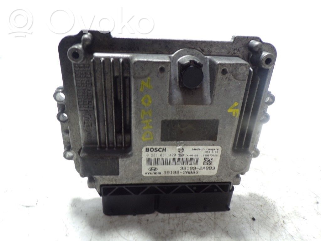 Hyundai ix35 Engine control unit/module 