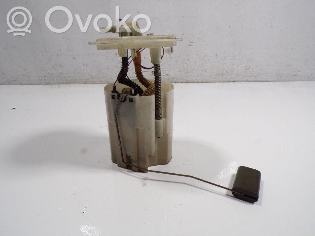 Renault Megane III Pompa carburante immersa 