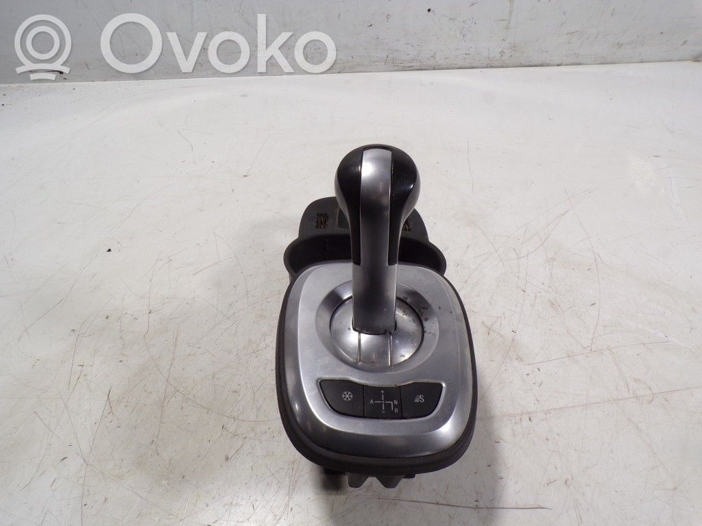 Opel Corsa D Vaihdetanko 