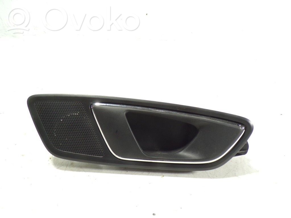 Manecilla interna puerta trasera   5F4839114B2ZZ