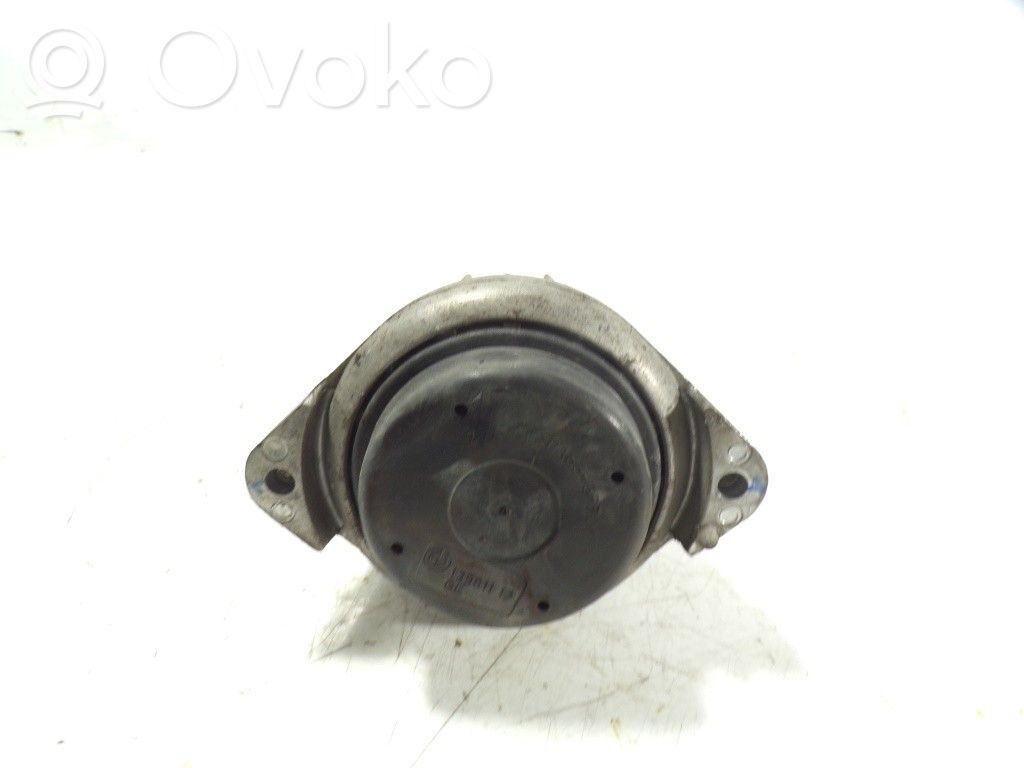 Wspornik / Mocowanie silnika   22116768800