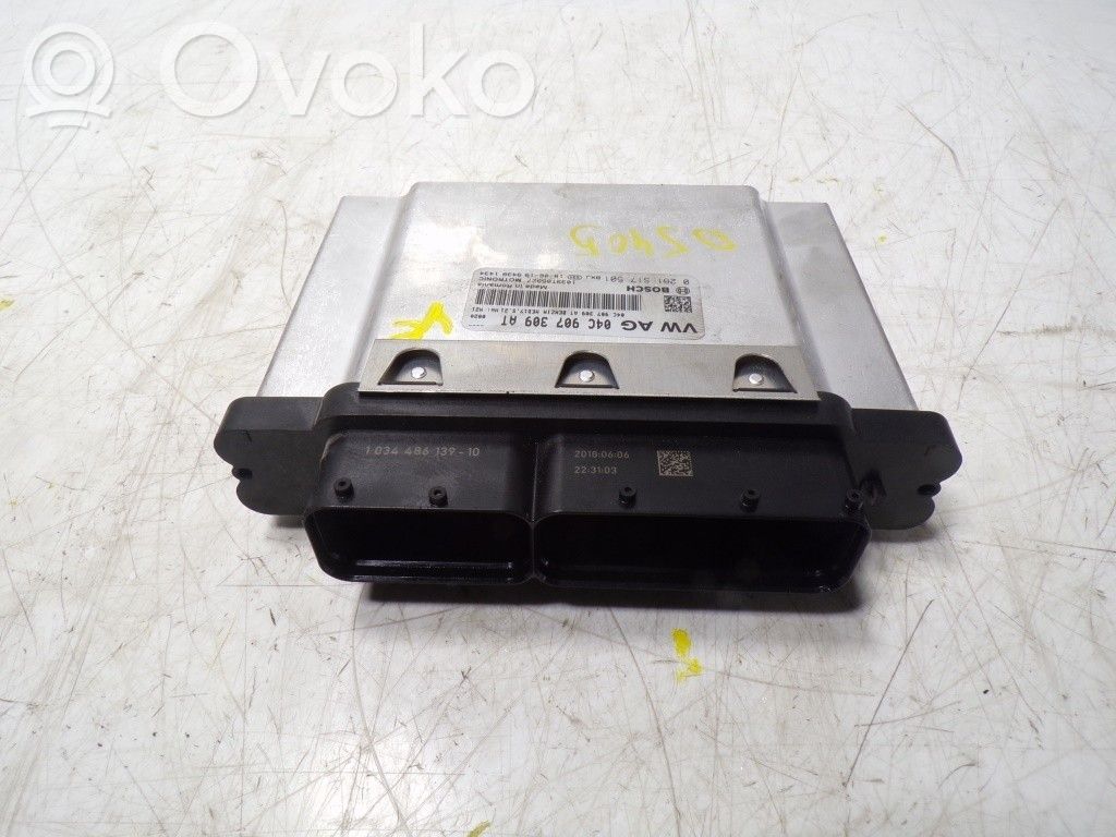 Volkswagen Polo VI Engine control unit/module 