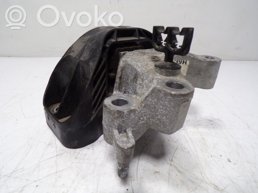 Engine mount bracket   113752039R,113752039R