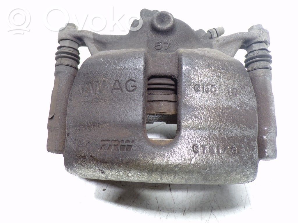 Étrier de frein avant   8V0615123