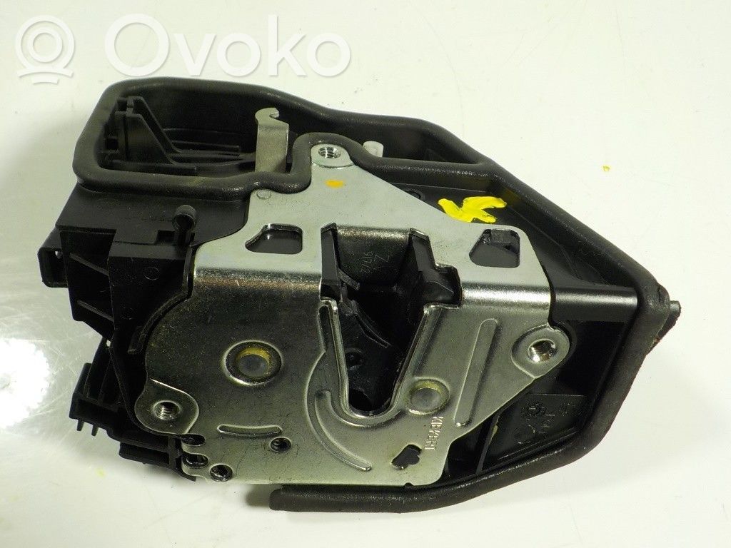 BMW 3 F30 F35 F31 Serratura portiera posteriore 
