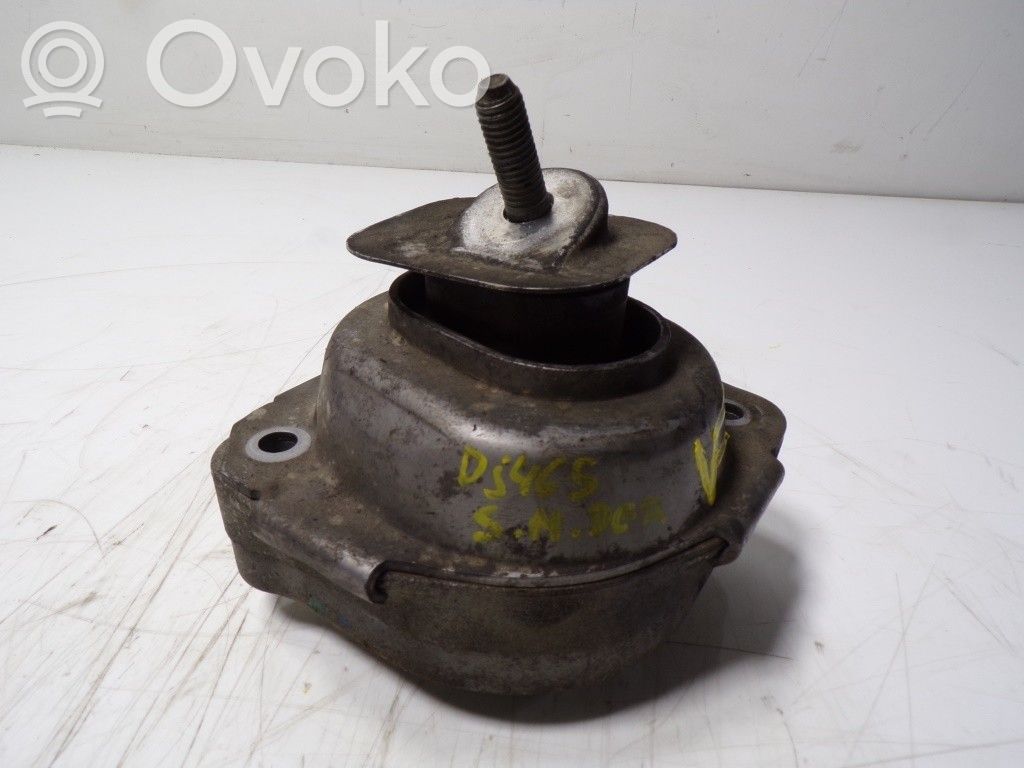 BMW X3 E83 Engine mount bracket 