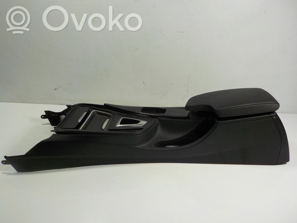 Armrest   51169360528
