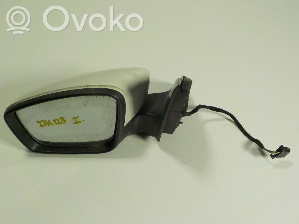 Skoda Rapid (NH) Specchietto retrovisore elettrico portiera anteriore 