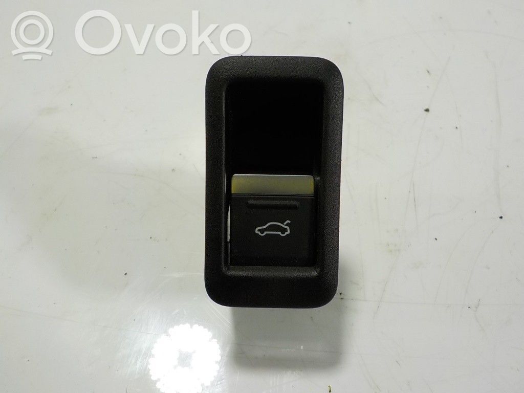 Audi Q4 Sportback e-tron Rear door exterior handle 
