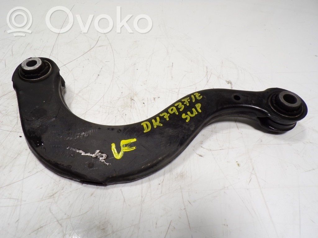 Brazo de suspensión trasero