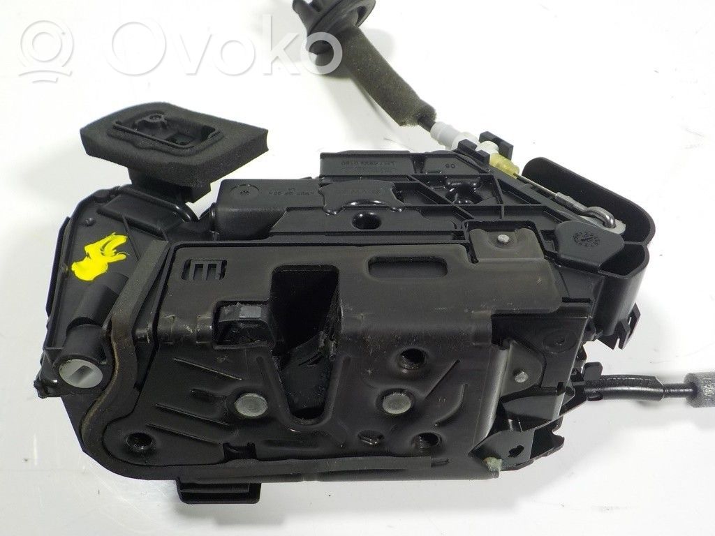 Audi A1 Serratura portiera anteriore 