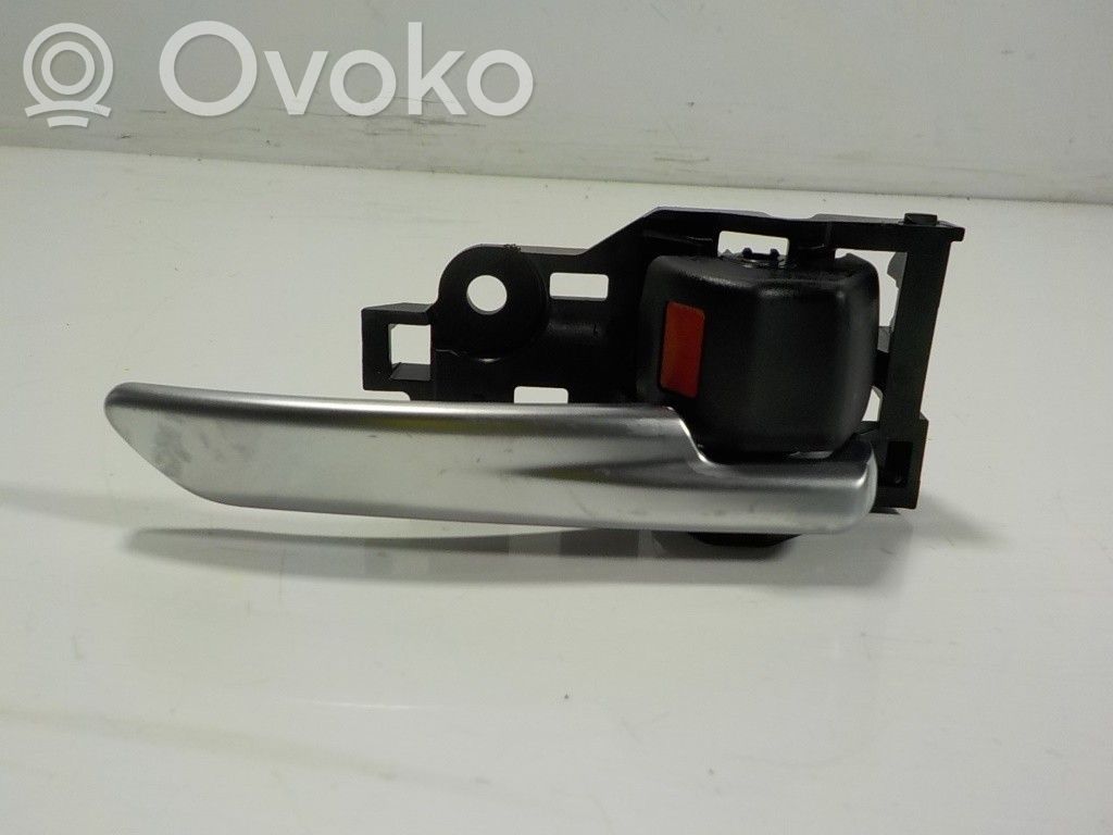 Toyota Corolla E160 E170 Manecilla interna puerta delantera 