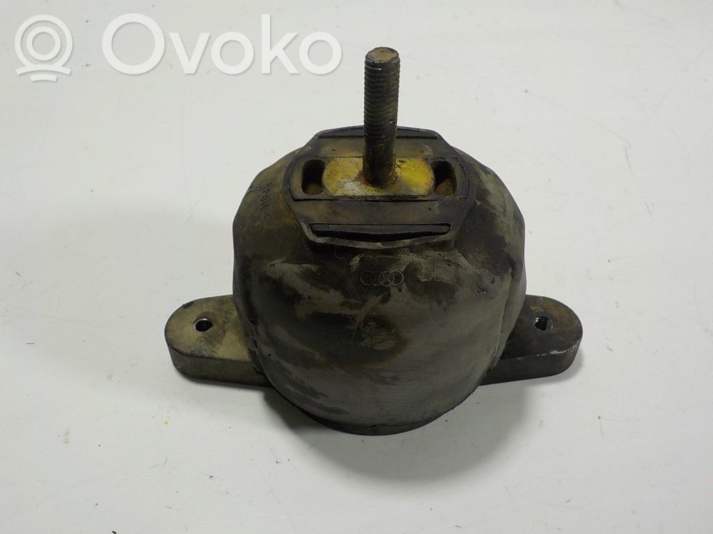 Audi A8 S8 D3 4E Engine mount bracket 