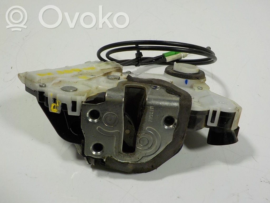 Etuoven lukko   690300D320