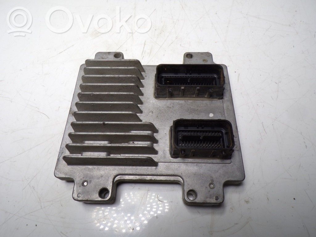 Engine control unit/module   12679199,12679197