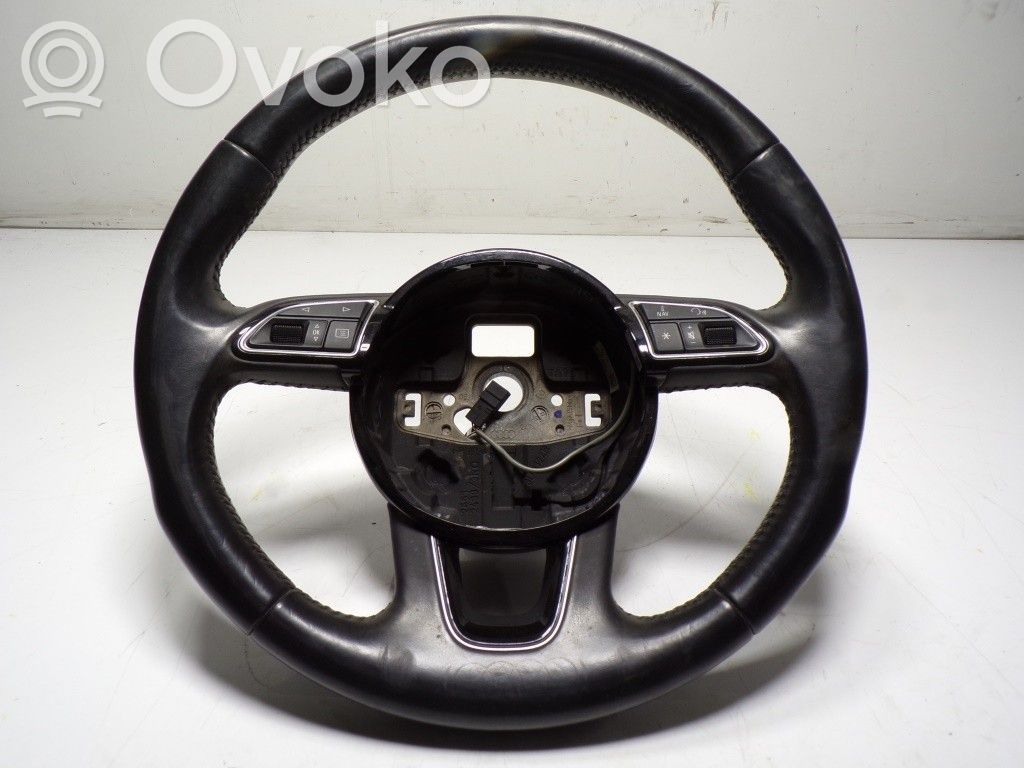 Audi Q3 8U Ohjauspyörä 