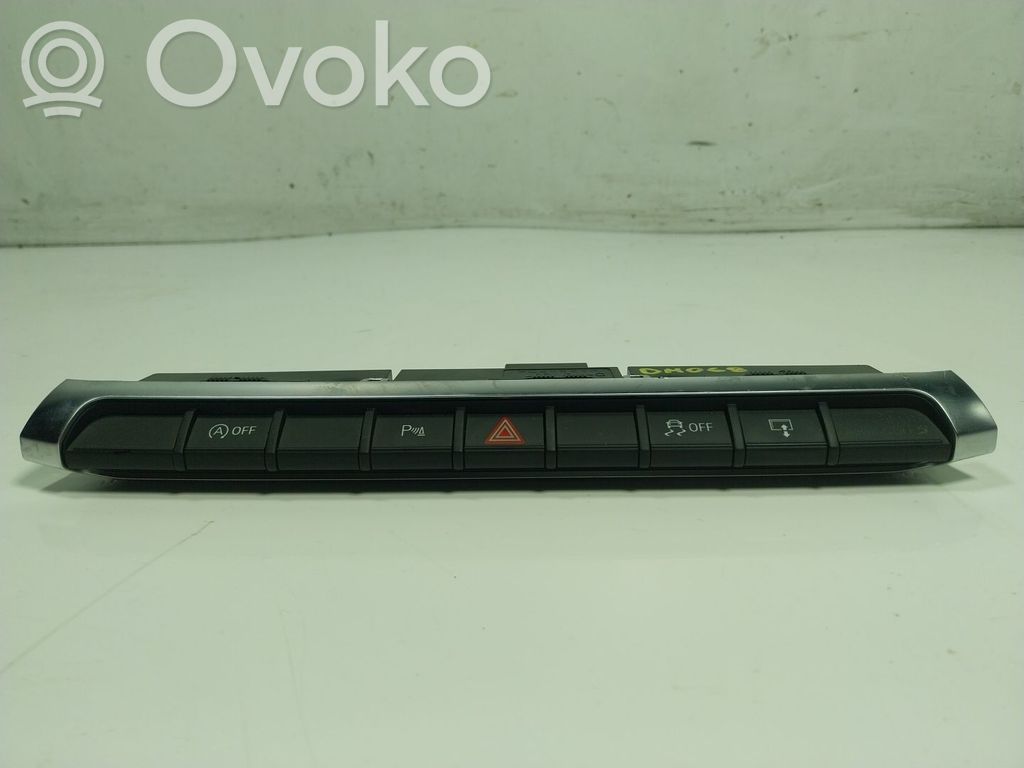 Audi A3 S3 8V Botón interruptor de luz de peligro 