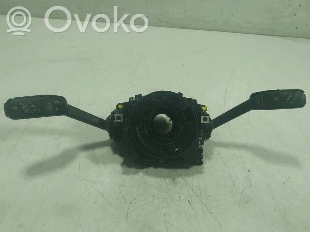 Seat Ateca Manetka / Przełącznik kierunkowskazów 