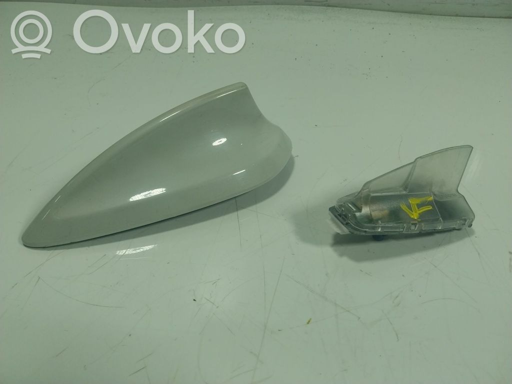 BMW 2 F22 F23 Antenă radio 
