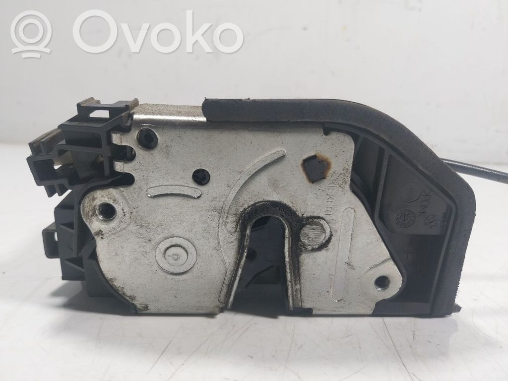 Etuoven lukko   51217202143,7202143