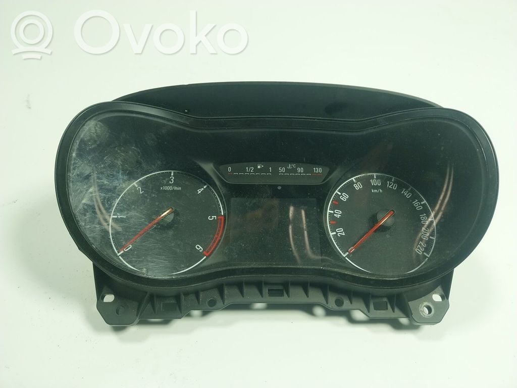 Opel Corsa E Speedometer (instrument cluster) 