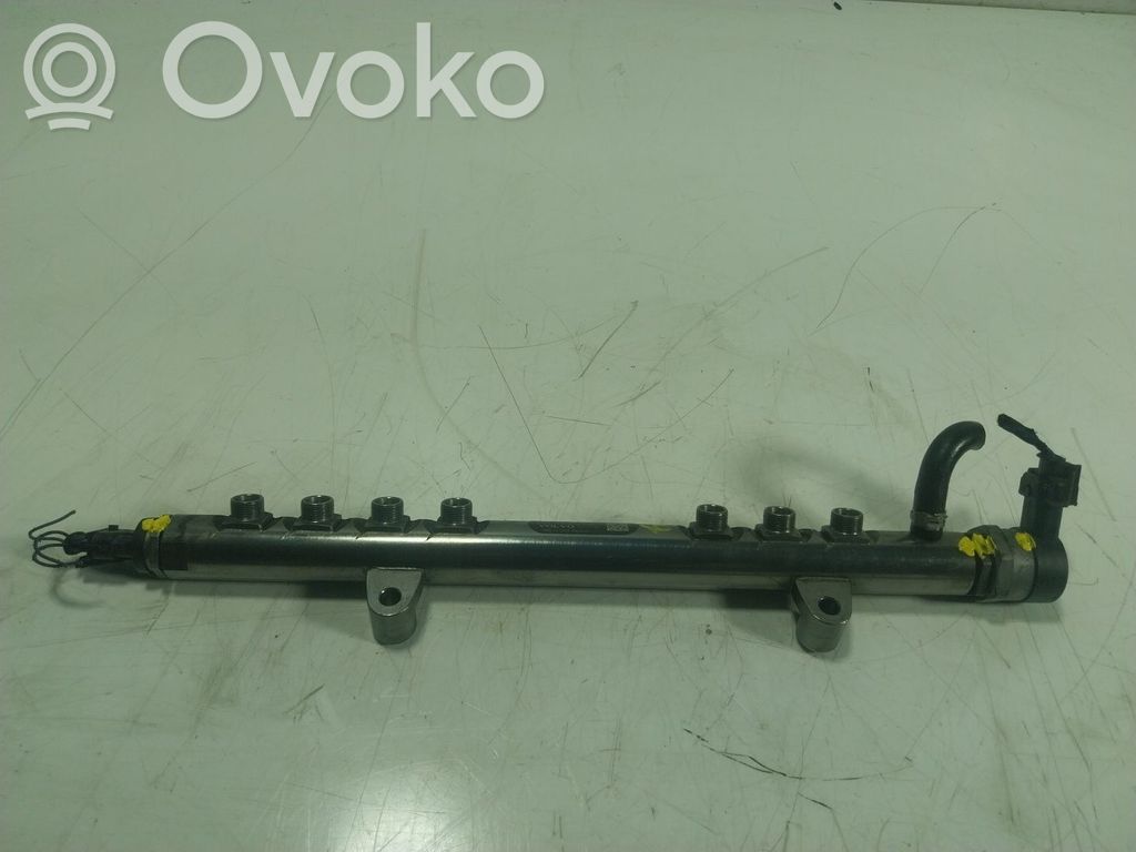 Volvo V60 Rampa inyectora 
