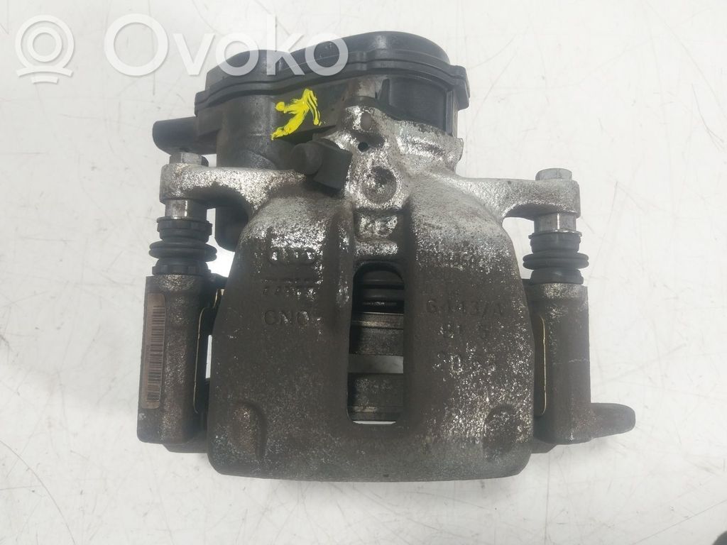 Audi A4 Allroad Supporto della pinza del freno posteriore