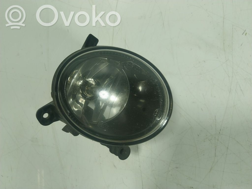 Luz de niebla delantera   8T0941700B
