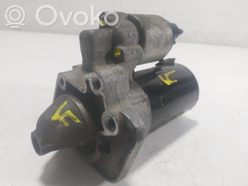 Motor de arranque   2330000Q2C,233001073R