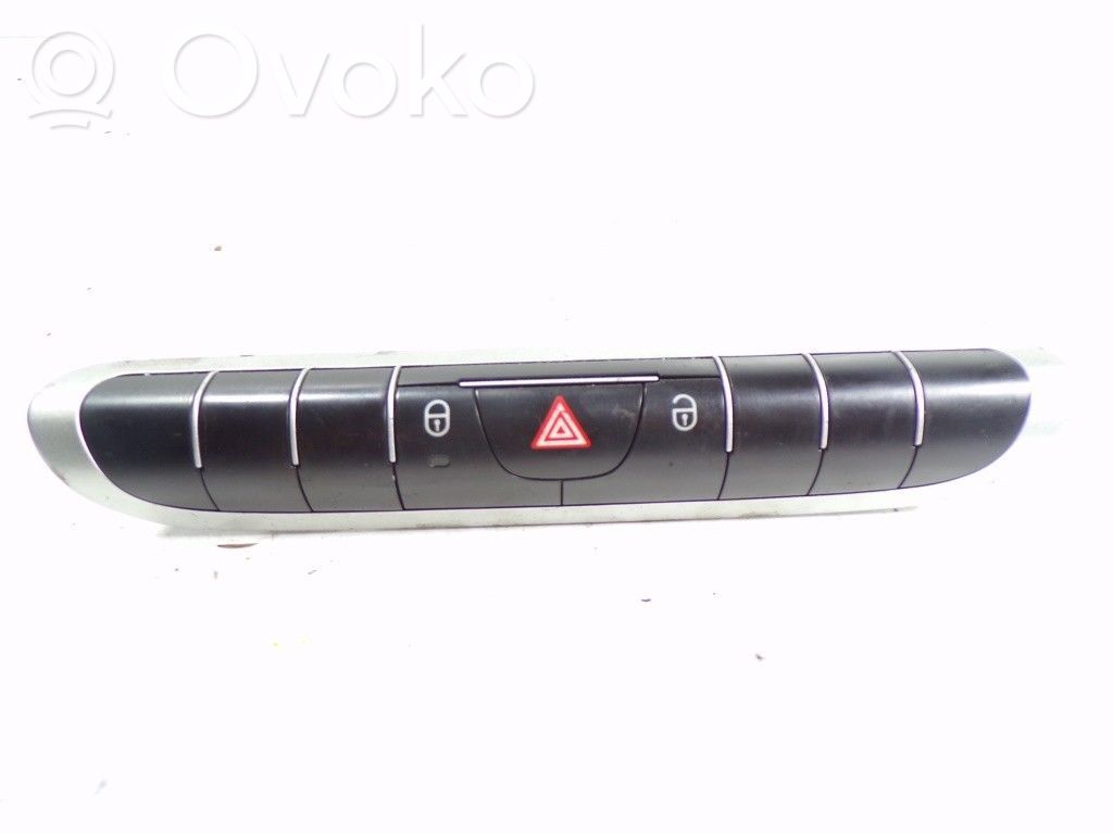 Smart ForTwo II Botón interruptor de luz de peligro 