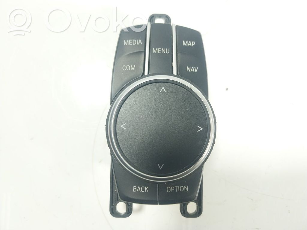 Interruptor de control multifunción   65825A3B1E2,5A14E6401