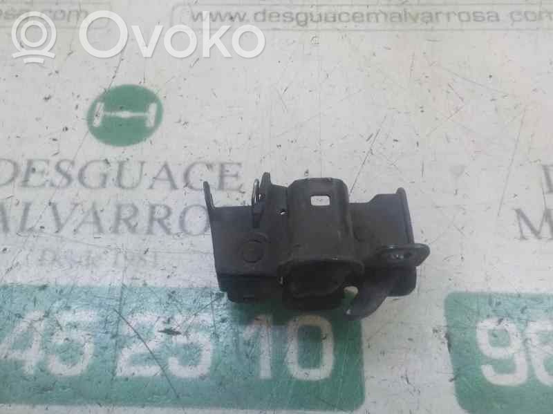 Mercedes-Benz CLC CL203 Kiinnityskoukku/-silmukka 