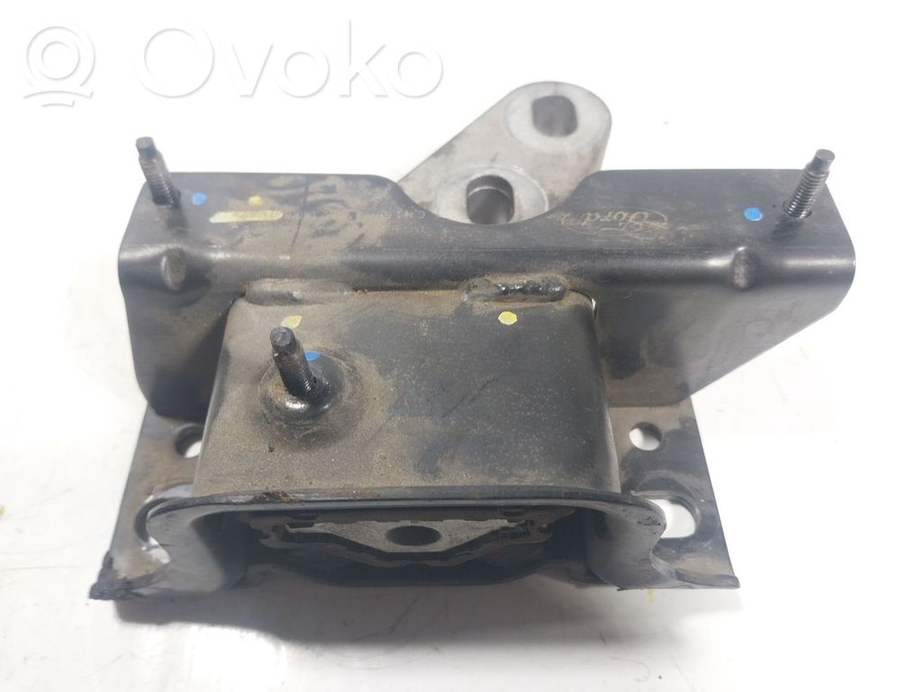 Ford Ecosport Engine mount bracket 