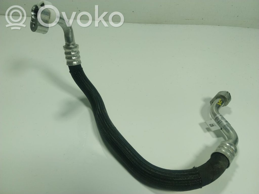 BMW X2 F39 Ilmastointilaitteen putki (A/C) 