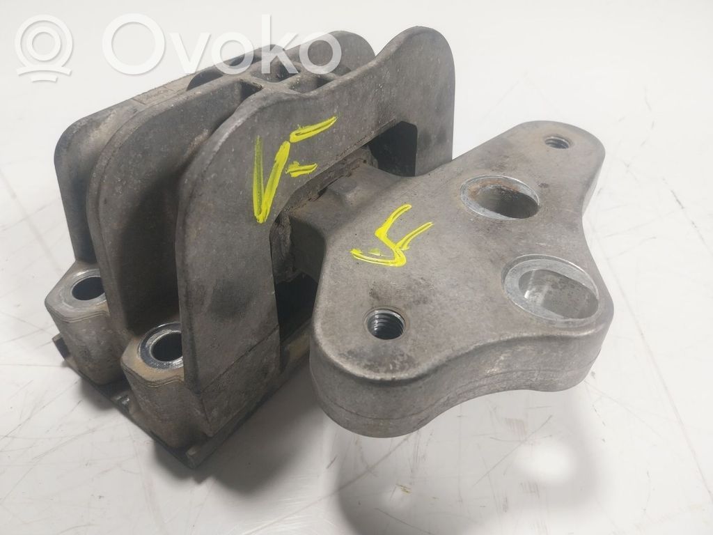Ford Transit Engine mount bracket 