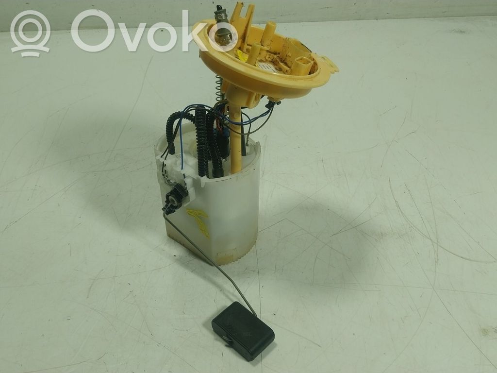 Bomba interna de combustible   5Q0919050BC,5Q0919050BC