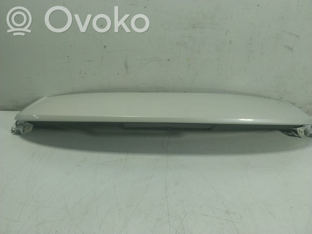 Spojler klapy tylnej / bagażnika   960305174R,960309902R