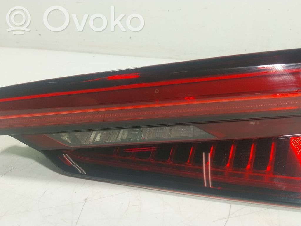 Luz trasera/de freno   8W6945094G,8W6945094S