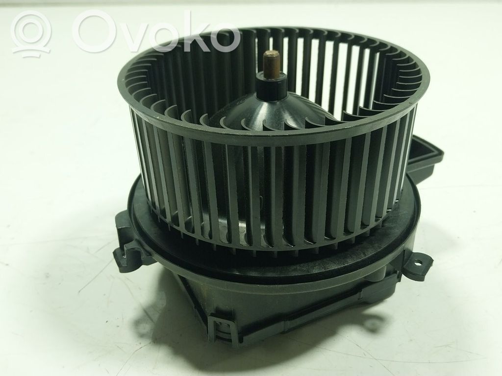 Porsche Cayenne (9Y0 9Y3) Ventilator aerotermă